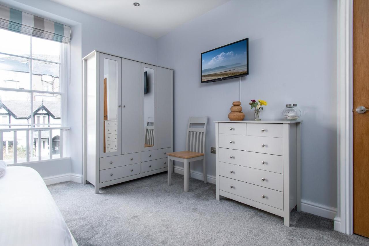 Abbey Road Boutique * Llandudno